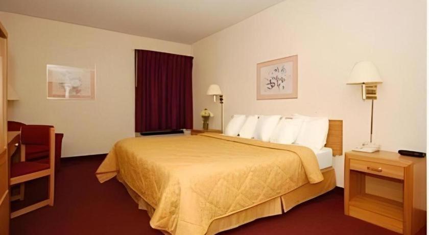 Quality Inn Waynesburg Exterior photo
